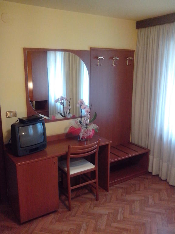 Hotel Monte Fior Foza Zimmer foto